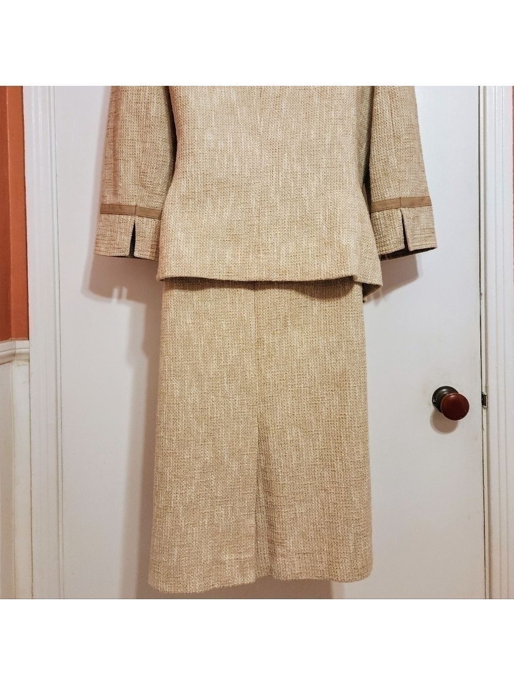 Kasper Beige Woven Blazer Skirt Suit Size 14 - Picture 8 of 12